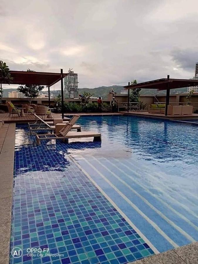 Horizon 101 A3 Shortwalk Robinson Mall Mango Sq Cebu ภายนอก รูปภาพ